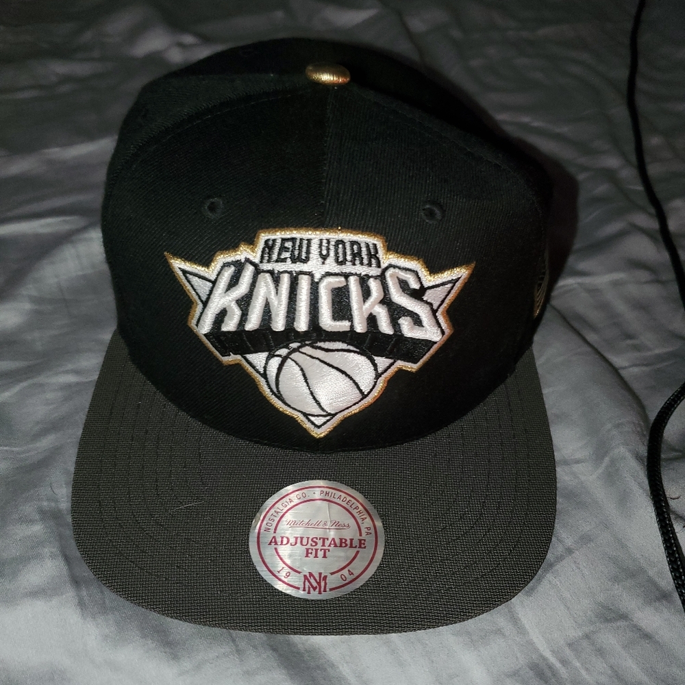 New York knicks hat!